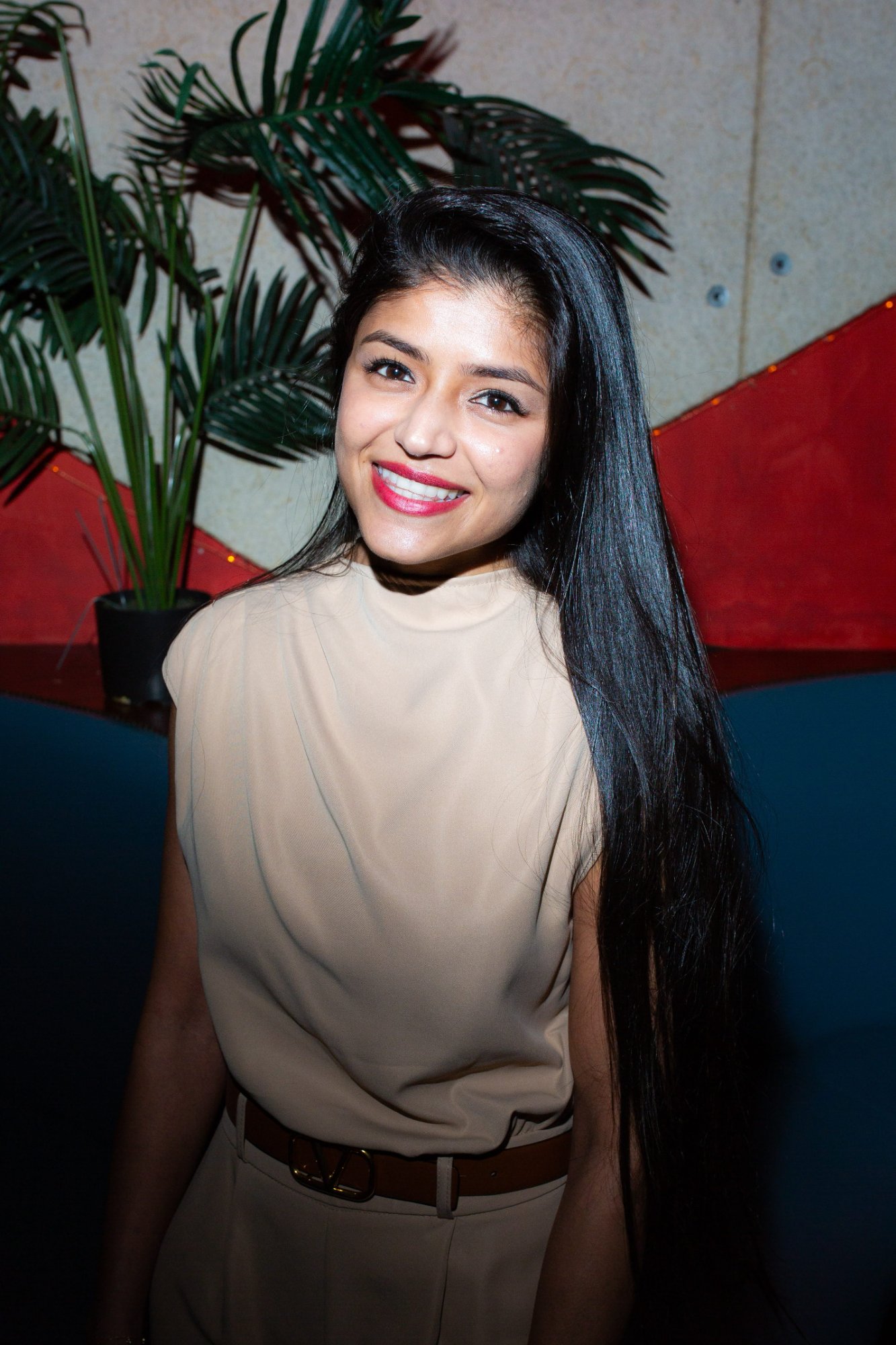 Aanchal Vash - Beige outfit